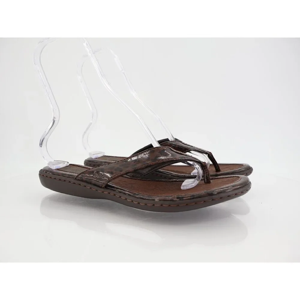 Born BOC Thong Sandals Women's Size 10 42 Leopard Patent Faux Leather Slides